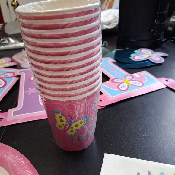 Birthday Supplies For A Little Girl Butterfly Theme - Picture 4 of 8